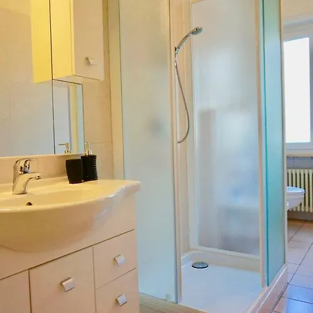 Garda Apartment *